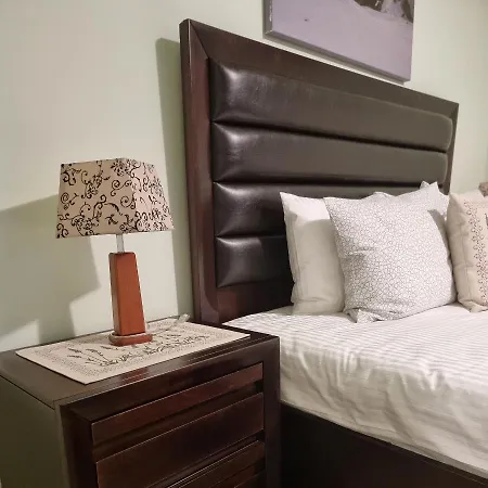 בית נופש Roca House בראשוב