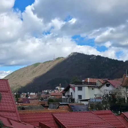 Casa vacanze Roca House Braşov
